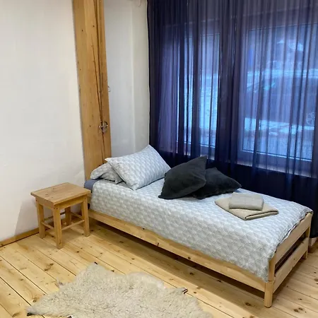 Daire Apartma Confine *